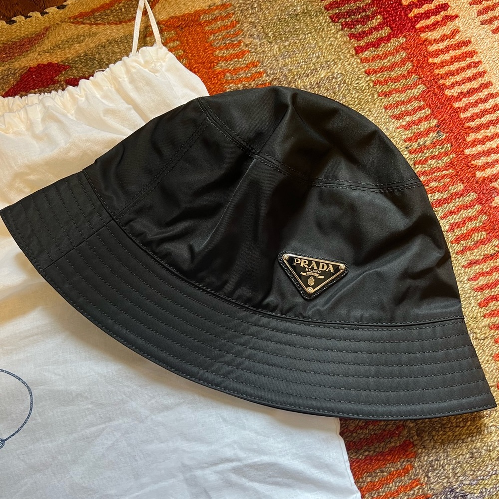 Prada are-Nylon Bucket Hat